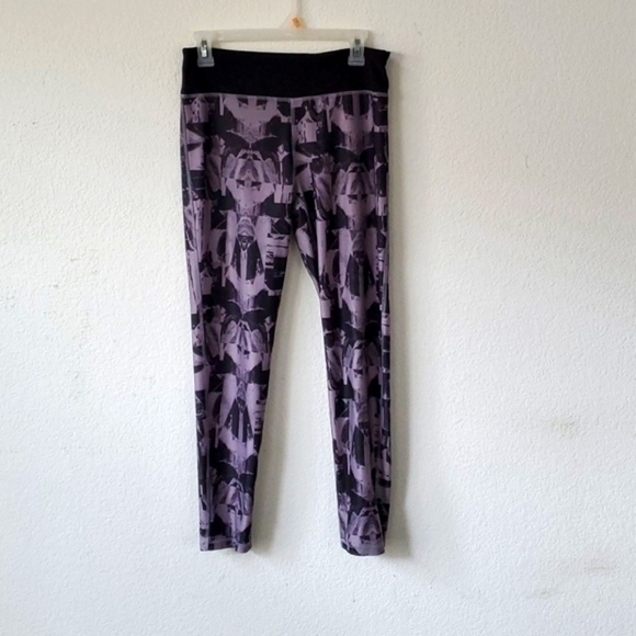 VOGO Athetica Black‎ & Gray Geo Legging Medium - Picture 1 of 3